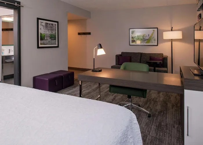 Hampton & Downtown Hotel Winston-Salem