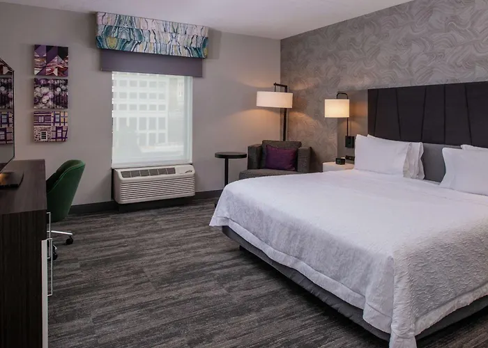 Hotel Hampton & Downtown Winston-Salem