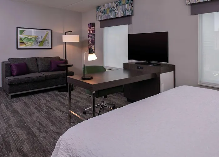 Hotel Hampton & Downtown