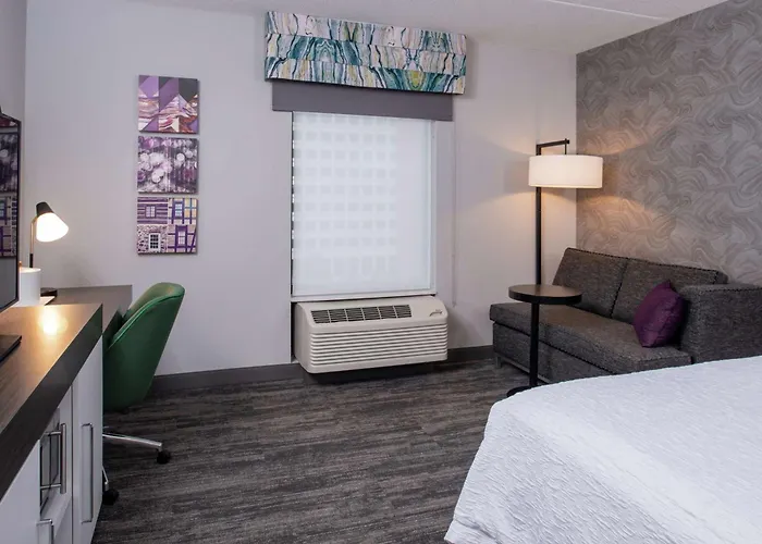 Hotel Hampton & Downtown