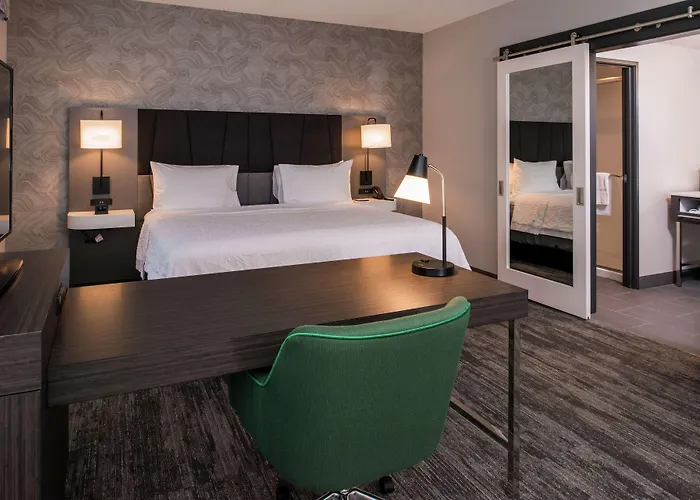 Hotel Hampton & Downtown