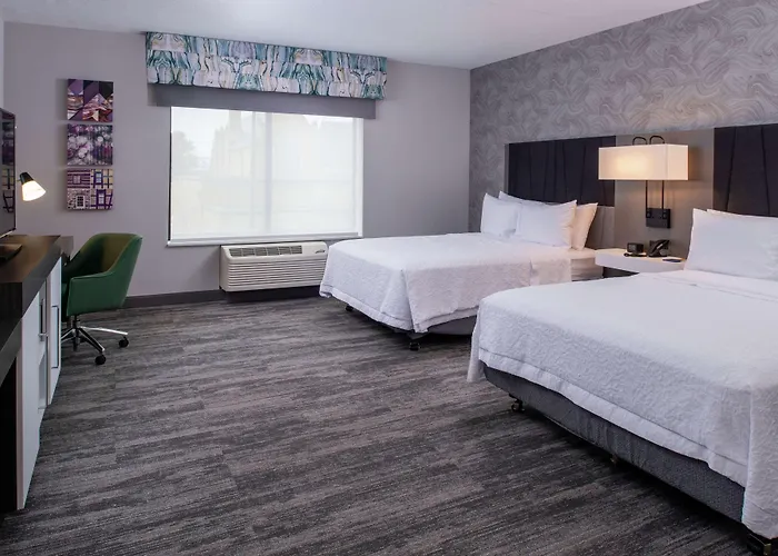Hampton & Downtown Hotel Winston-Salem